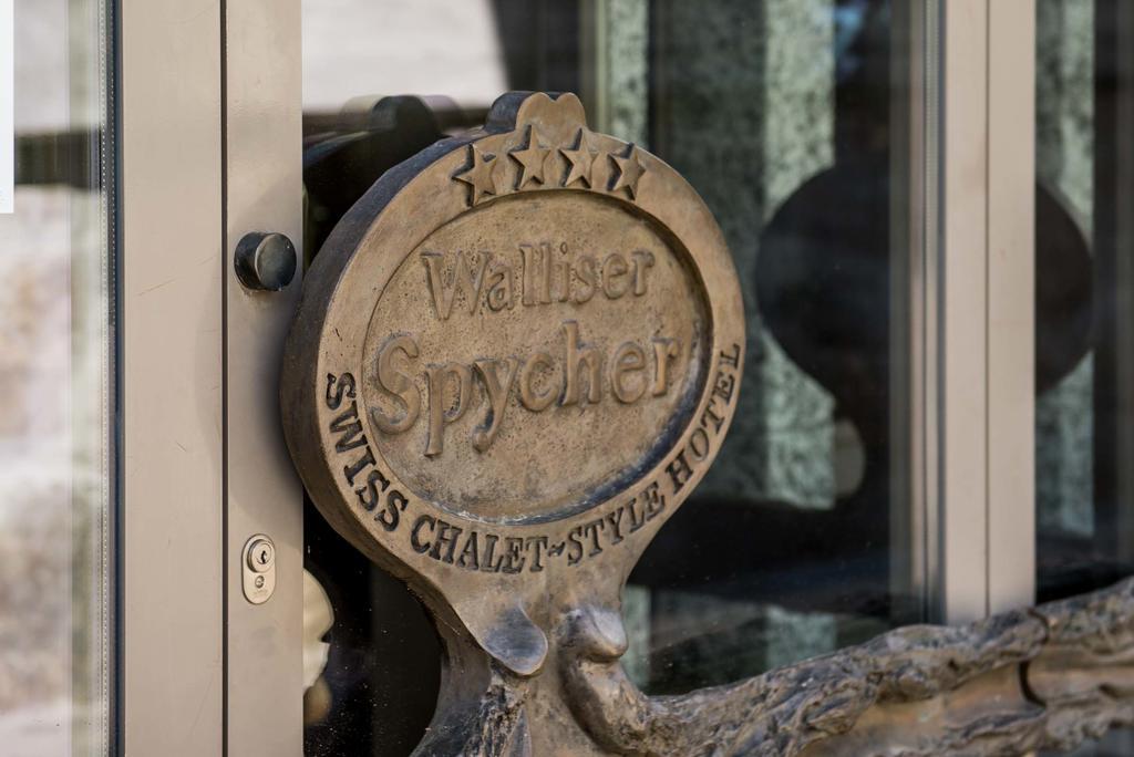 Swiss Chalet-Style Hotel Walliser Spycher Рідеральп Екстер'єр фото
